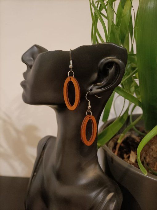 Boucle d'oreille bois 11