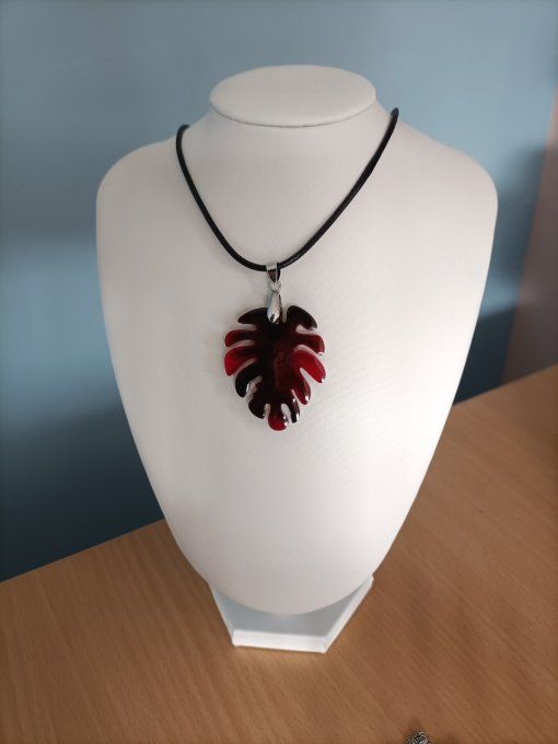 Collier Feuille