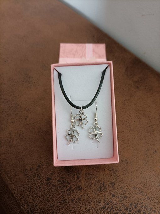 Parure Porte Bonheur trèfle 